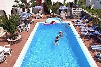 Odyssey 2* Fira (Santorini)